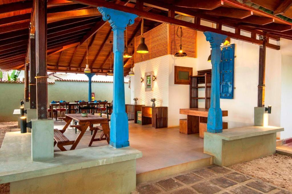 Ocean Gateway Dickwella Hotel Exterior photo